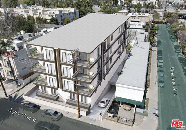 Studio City (los Angeles), CA 91602,11015 Aqua Vista Street