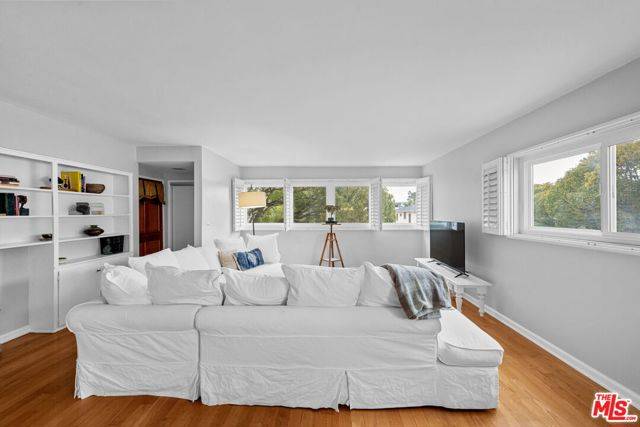 Santa Monica, CA 90403,1225 Washington Avenue #10