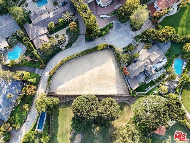 Los Angeles, CA 90077,146 Groverton Place