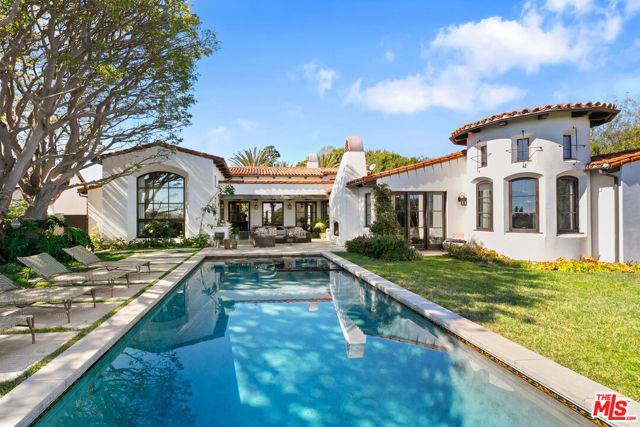 Malibu, CA 90265,6934 Grasswood Avenue