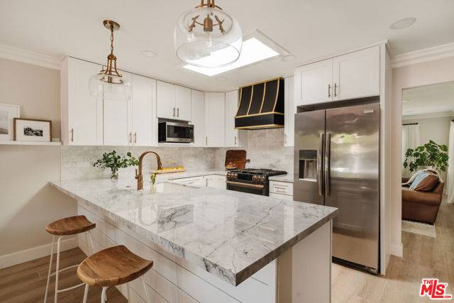 Westlake Village, CA 91361,2641 Hartland Circle