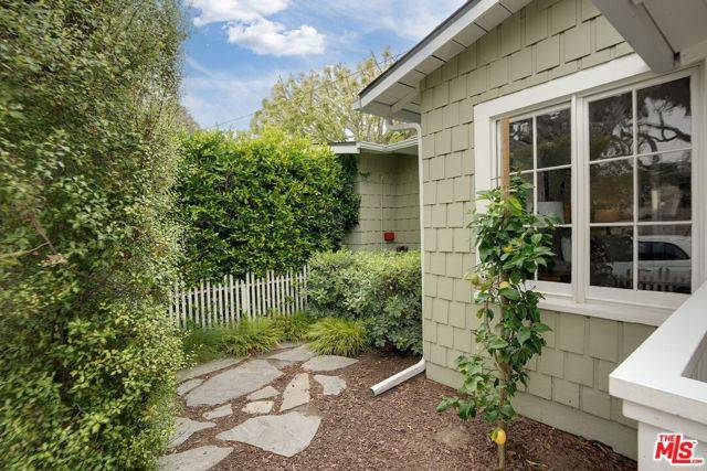 Santa Monica, CA 90405,2644 5th Street