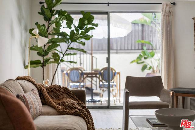 West Hollywood, CA 90069,1230 Horn Avenue #102