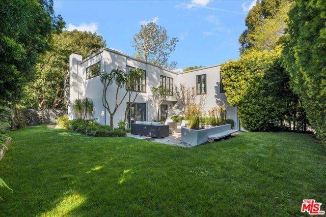 Los Angeles, CA 90046,3055 Nichols Canyon Road