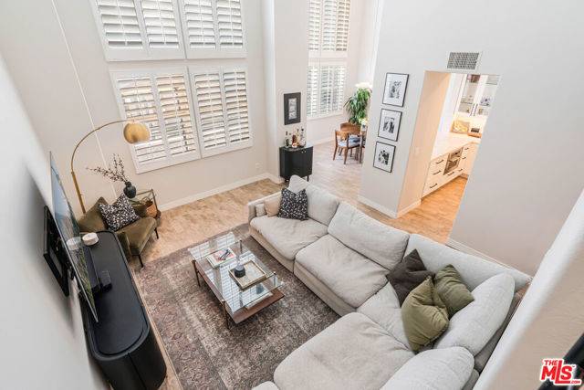 Los Angeles, CA 90094,7100 Playa Vista Drive #406