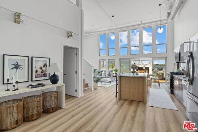 Marina Del Rey, CA 90292,4215 Glencoe Avenue #417