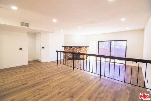 Santa Monica, CA 90403,1132 19th Street #2