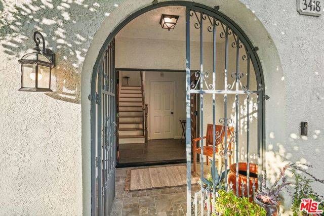 Calabasas, CA 90290,3418 Dorothy.