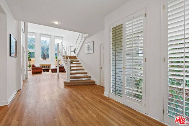 Pacific Palisades (los Angeles), CA 90272,17175 Avenida De Santa Ynez