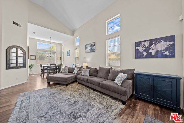 Murrieta, CA 92563,38964 Autumn Woods Road