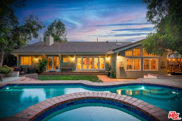 Tarzana (los Angeles), CA 91356,5252 Vanalden Avenue