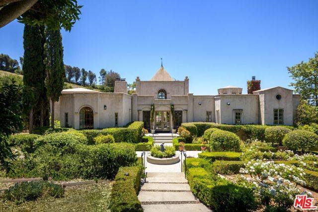 Montecito, CA 93108,2899 Hidden Valley Lane