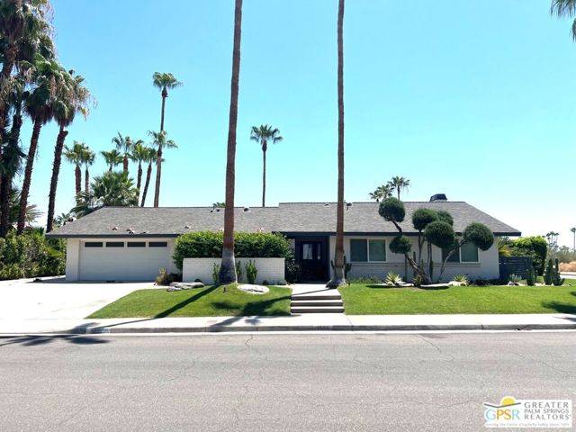 Palm Springs, CA 92264,1698 Desert Way