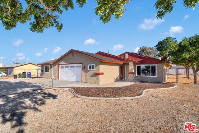 Apple Valley, CA 92308,22113 Sioux Road