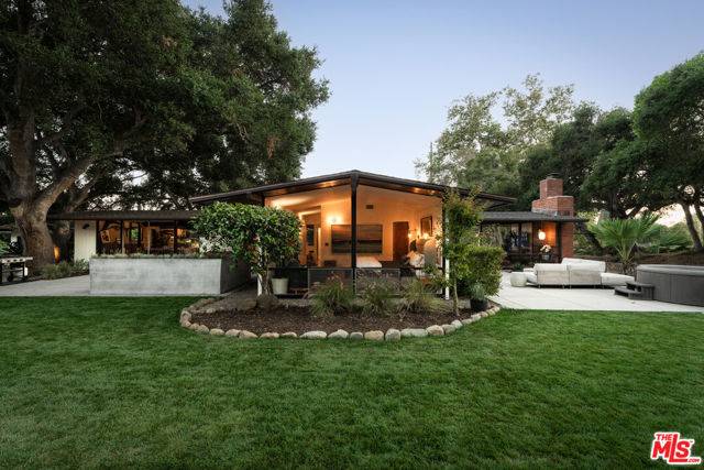 Carpinteria, CA 93013,3880 Foothill Road