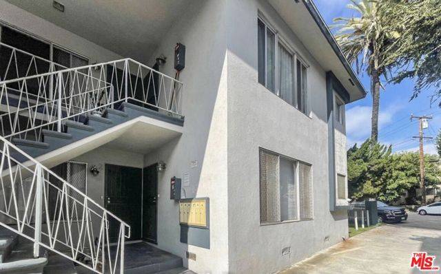 Inglewood, CA 90302,524 E Hazel Street