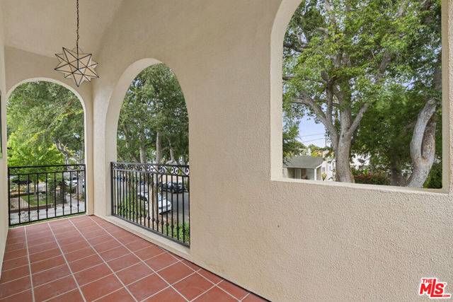 Culver City, CA 90232,8931 Hubbard Street