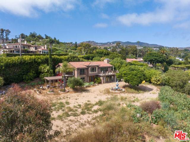 Malibu, CA 90265,27950 Winding Way