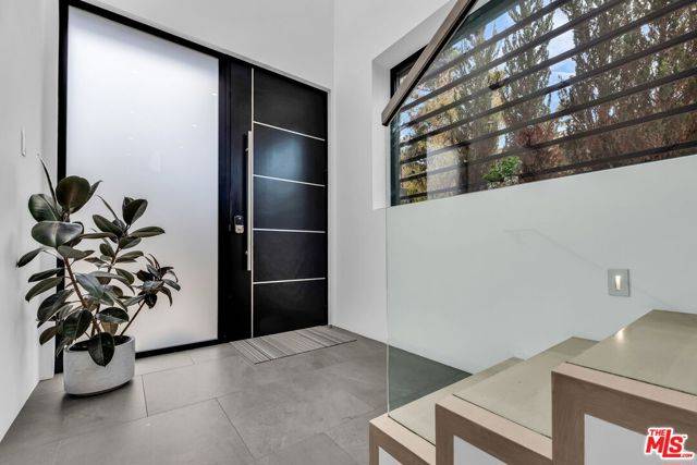 Redondo Beach, CA 90277,703 N Lucia Avenue