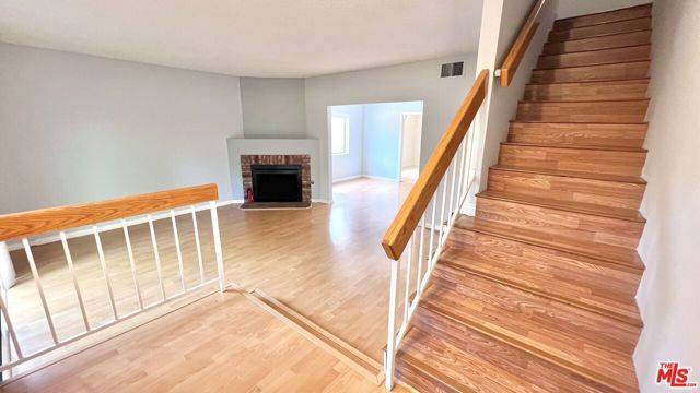 Van Nuys (los Angeles), CA 91405,15061 Sherman Way #A