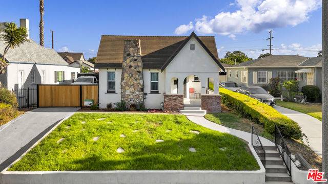 Inglewood, CA 90305,2228 W 78th Street