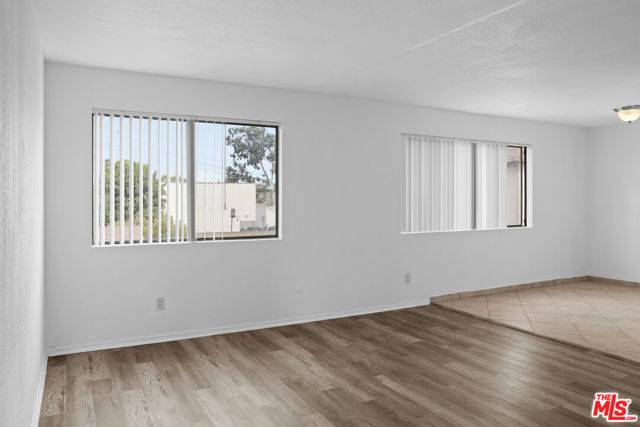 Inglewood, CA 90302,324 Stepney Street #8