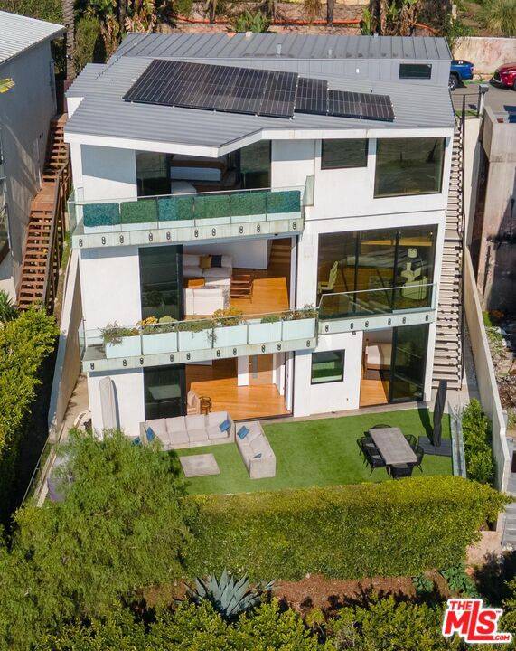 Pacific Palisades (los Angeles), CA 90272,17816 Porto Marina Way