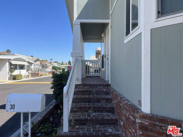 Artesia, CA 90701,19127 Pioneer Boulevard #30