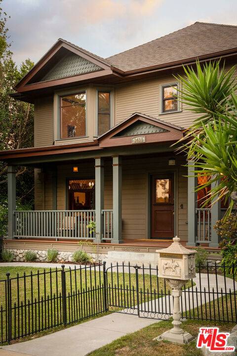 Pasadena, CA 91104,1411 N Los Robles Avenue