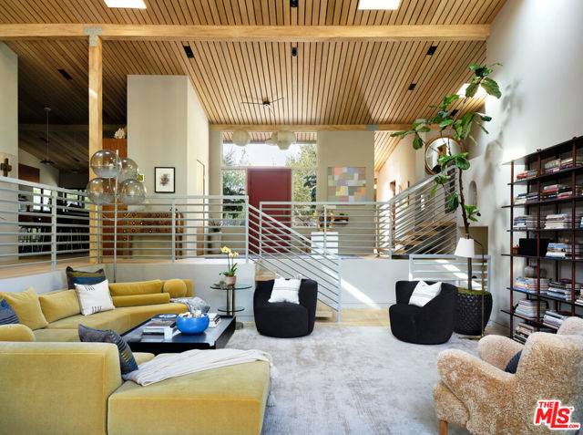 Malibu, CA 90265,6738 Wildlife Road