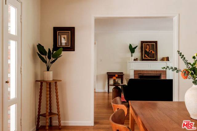 Glendale, CA 91206,2528 Sleepy Hollow Drive