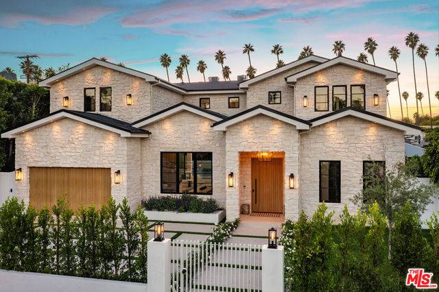 Sherman Oaks, CA 91423,4425 Atoll Avenue