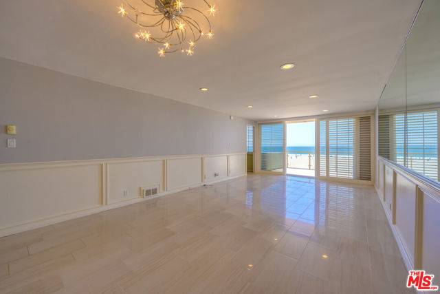 Marina Del Rey, CA 90292,2 Ketch Street #204