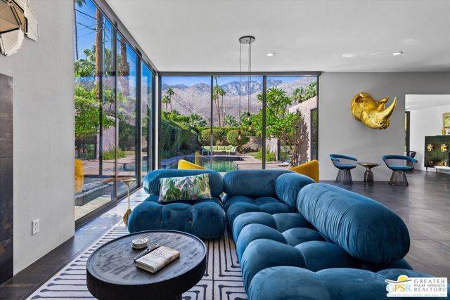 Palm Springs, CA 92264,1075 E Suntan Lane