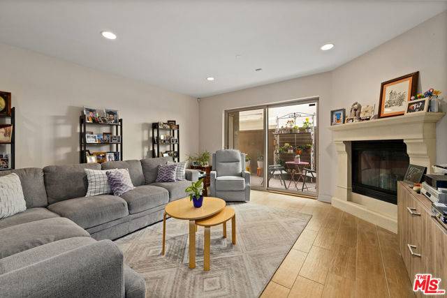 Playa Del Rey (los Angeles), CA 90293,8238 W Manchester Avenue #108