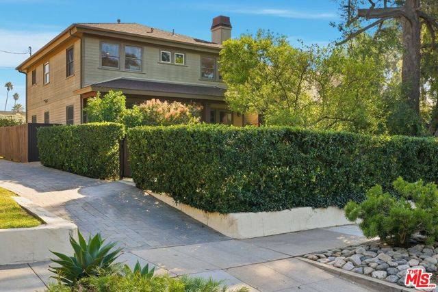 Pasadena, CA 91104,1020 N Garfield Avenue