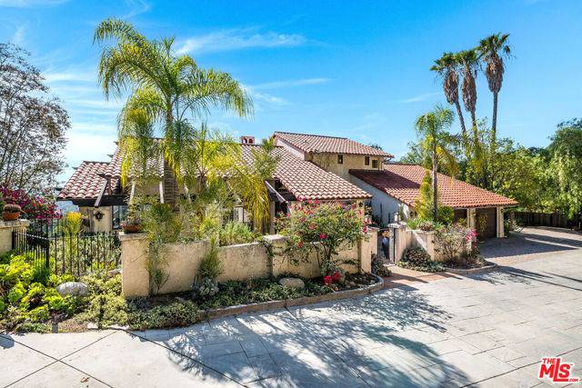 Pasadena, CA 91103,1382 Edgehill Place