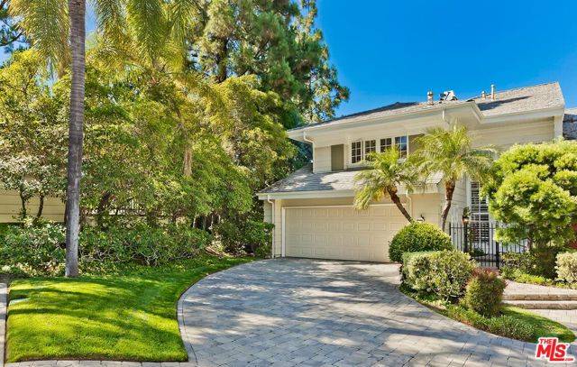 Los Angeles, CA 90049,12557 The Vista