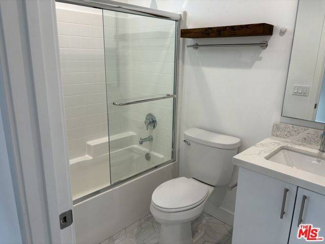 Los Angeles, CA 90029,857 Hyperion Ave