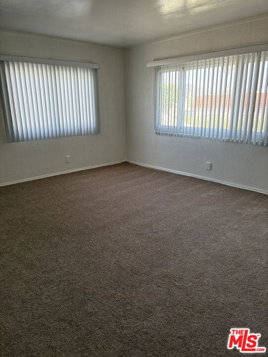 Inglewood, CA 90301,818 E Nutwood Street #818 1/4