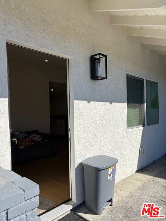 Tujunga (los Angeles), CA 91042,9736 Tujunga Canyon Place