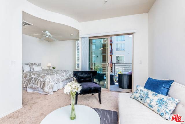 Los Angeles, CA 90012,100 S Alameda Street #346