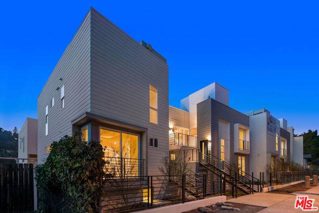 Los Angeles, CA 90039,1933 N Griffith Park Boulevard