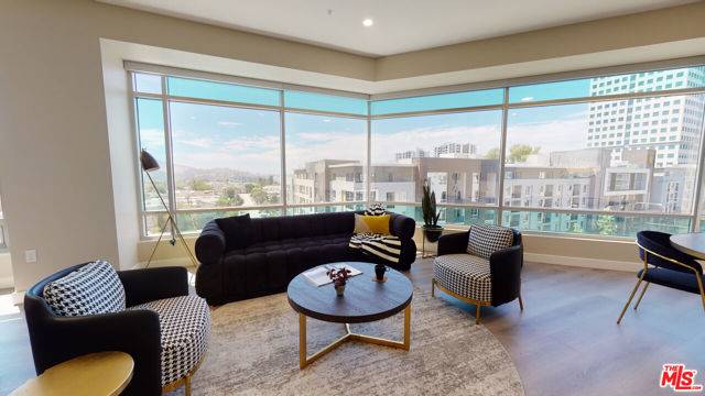 Glendale, CA 91203,520 N Central Avenue #1-605