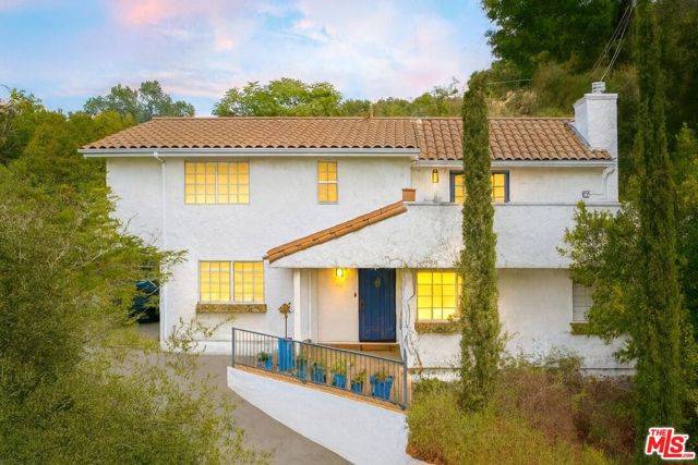 Sunland (los Angeles), CA 91040,9732 Rotta Avenue