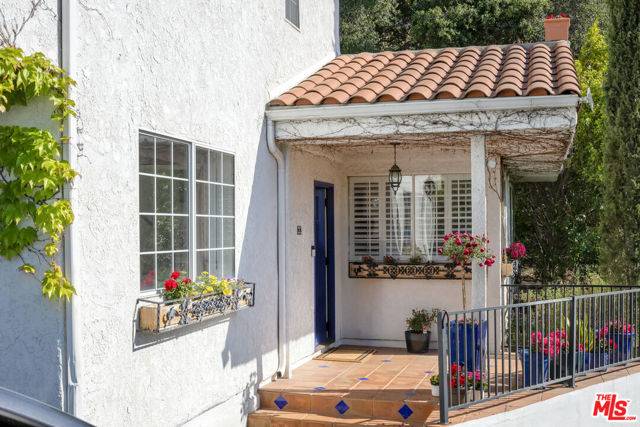 Sunland (los Angeles), CA 91040,9732 Rotta Avenue