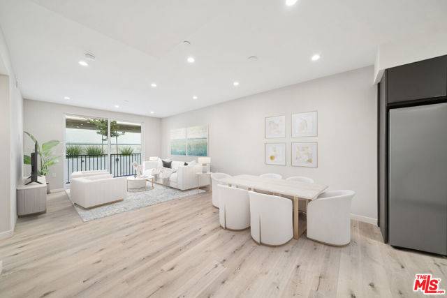 Los Angeles, CA 90035,1051 S Corning Street #103