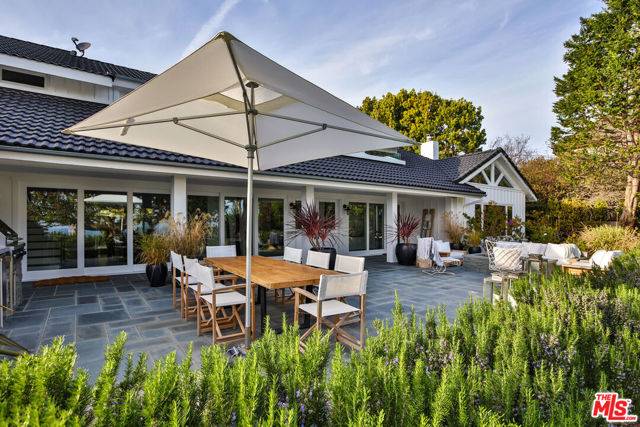 Malibu, CA 90265,29225 Cliffside Drive