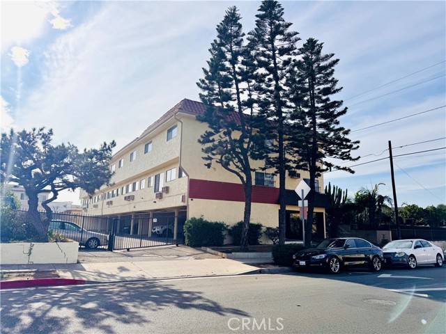 Montebello, CA 90640,1239 Beach Street