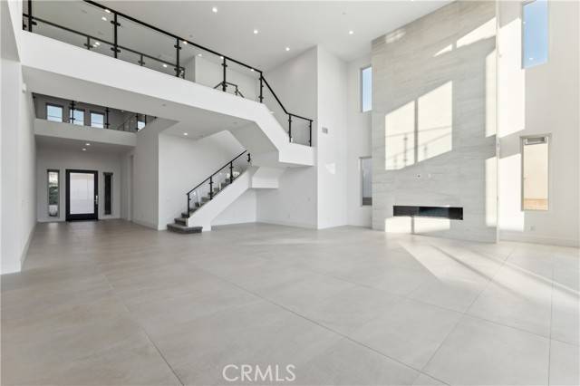 Porter Ranch (los Angeles), CA 91326,11743 N Greenwood Drive